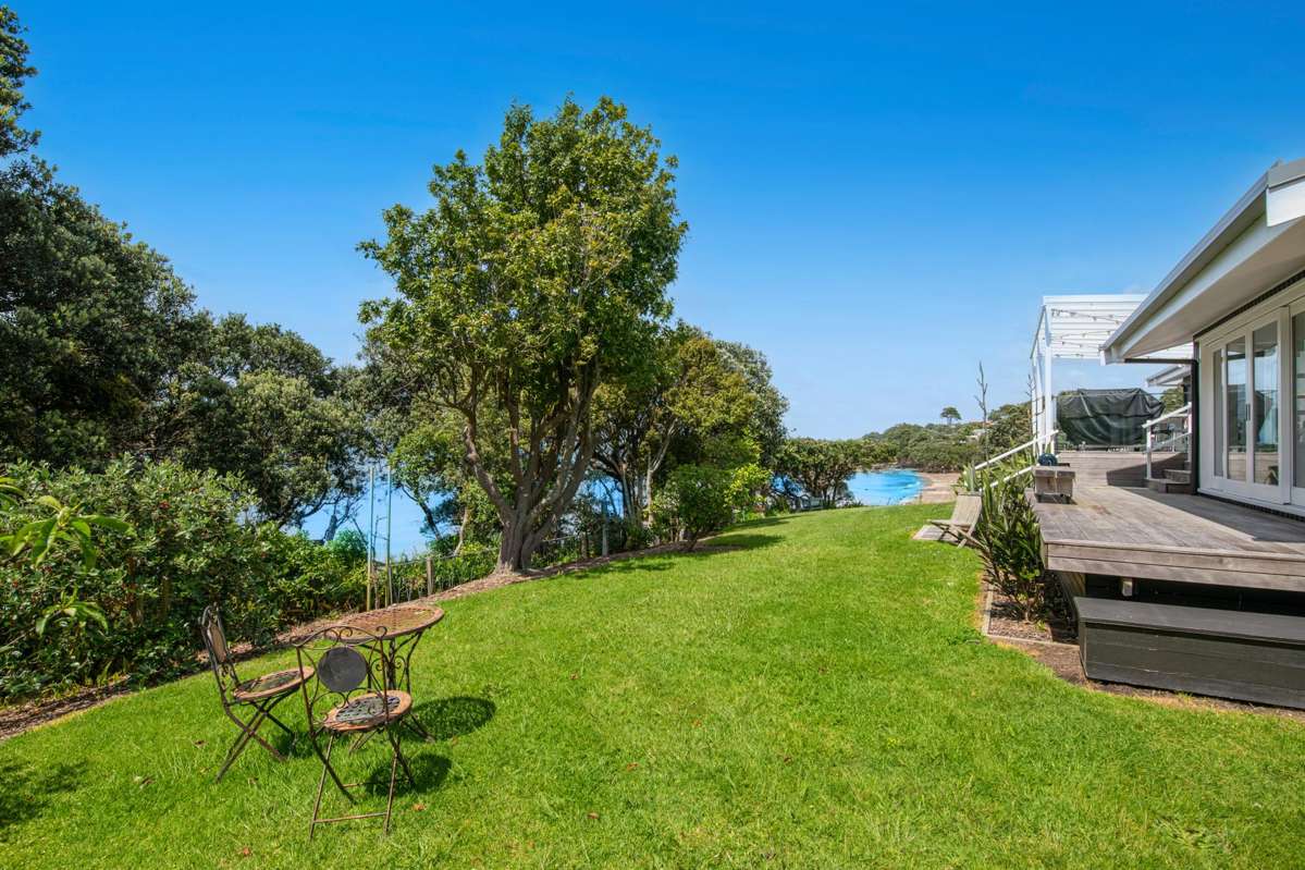 899 Whangaparaoa Road_3