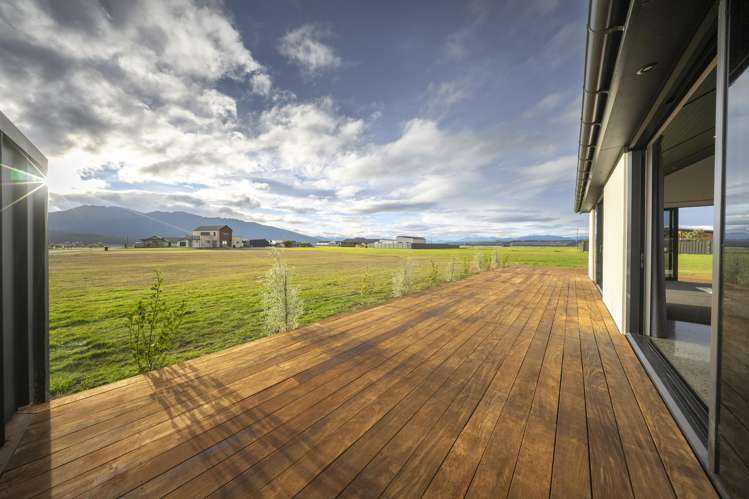 60 Takitimu Avenue Te Anau_33