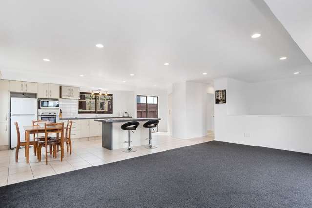 11 Meander Drive Welcome Bay_1