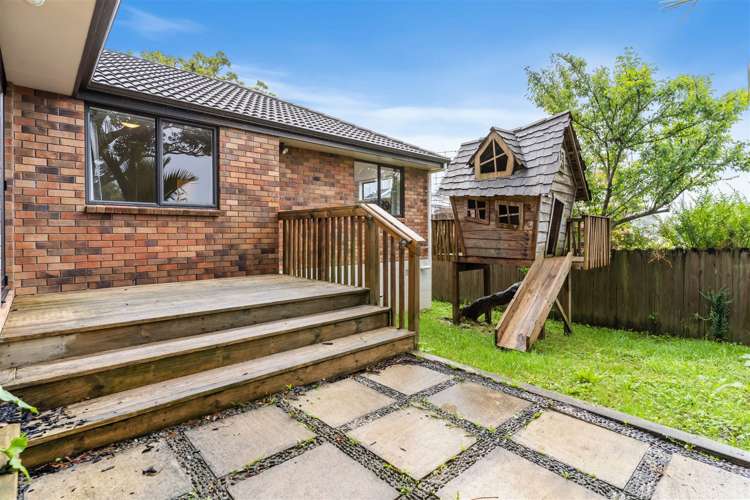 19a Ranui Avenue Ranui_9
