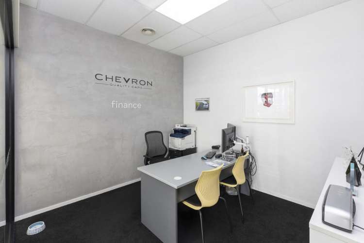 542 Moorhouse Ave Waltham_4