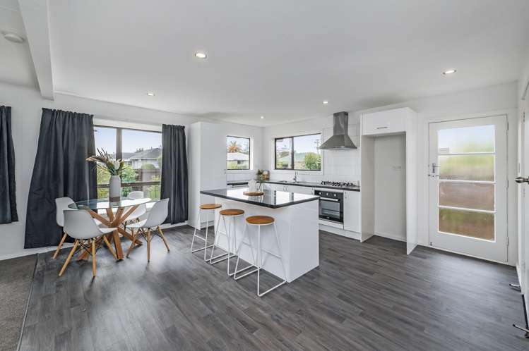 164 Shortland Street Aranui_6