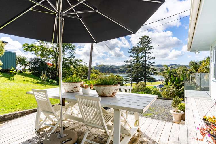 2 Cliff Street Paparoa_30