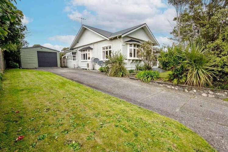 120 Fitzherbert Street Hokitika_2