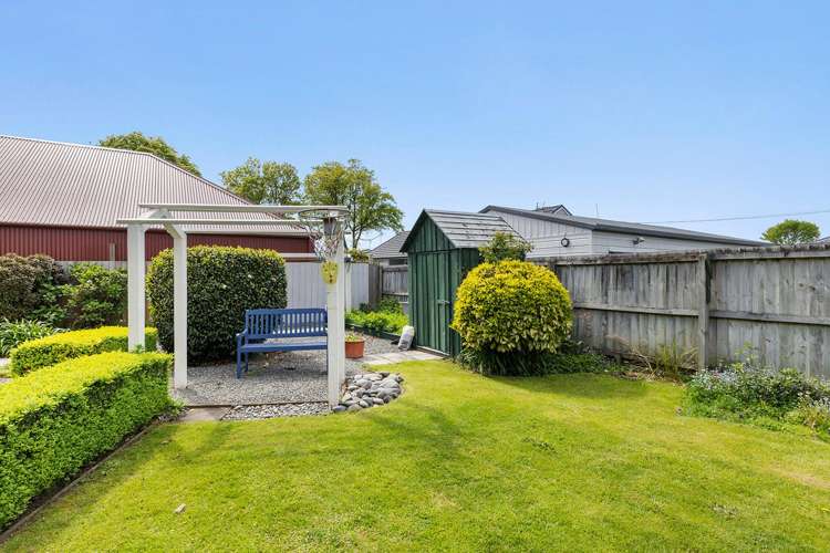 154 Mays Road St Albans_25