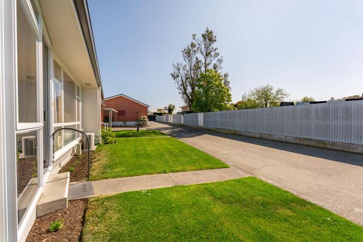 7/94 Avenue Road West End_19