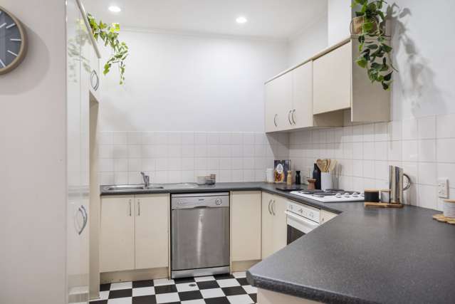 6f/105 Albert Street Auckland Central_2