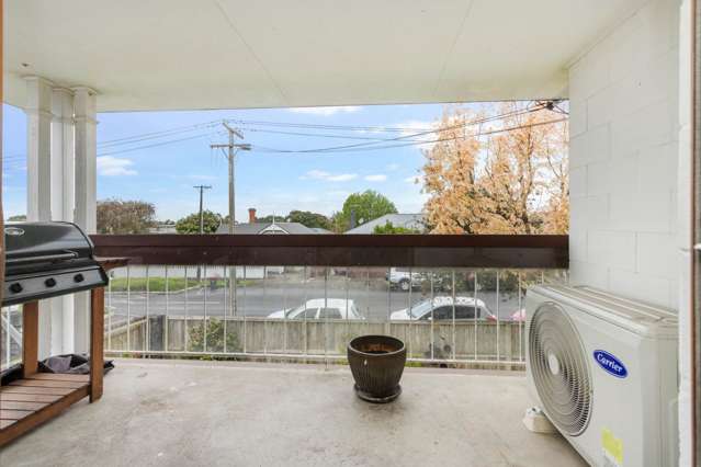 1/8 Woodbine Avenue Greenlane_1