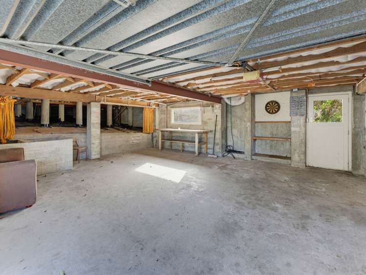 84 Grants Road Marchwiel_1