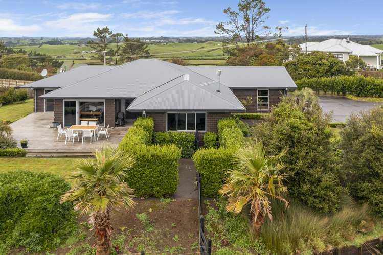 233 King Road Inglewood_25