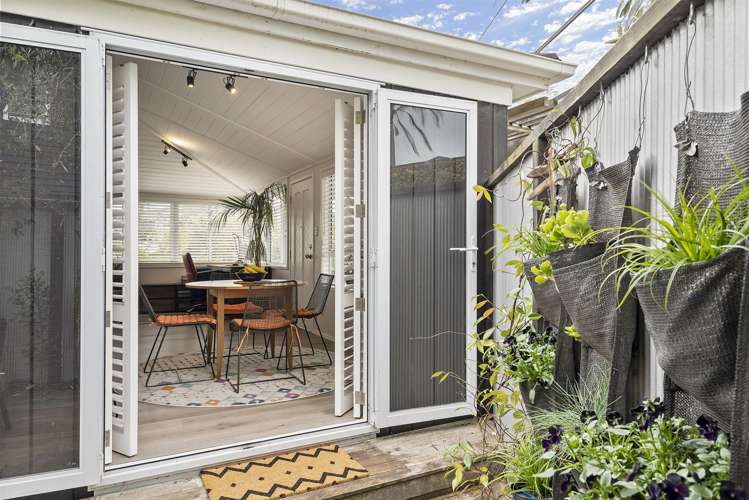 31a Heathcote Road Castor Bay_24