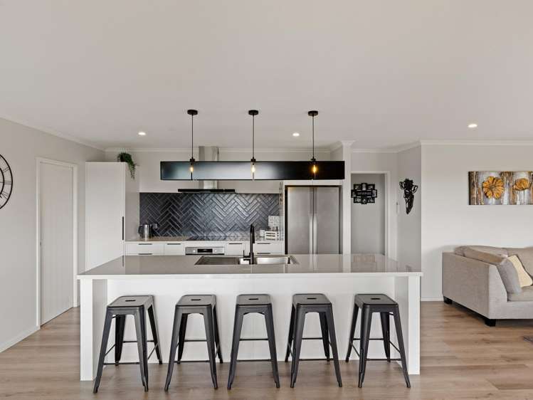 1054 Orini Road_5