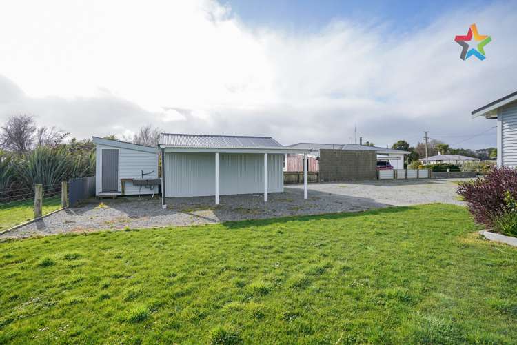 8 Peace Street Tuatapere_2