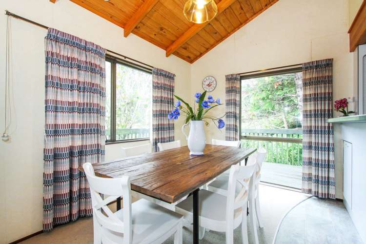 4 Ben James Drive Hillsborough_6