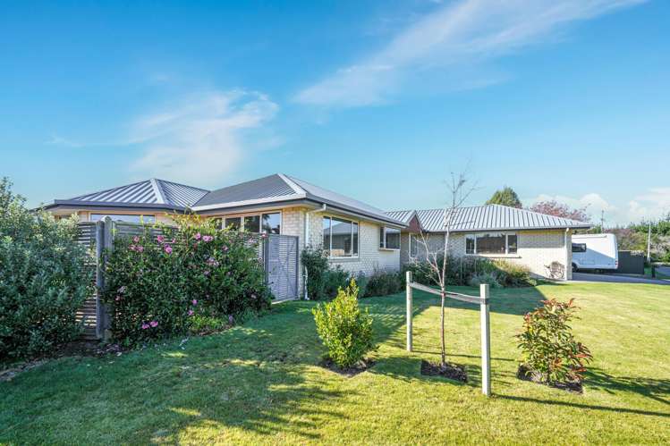4 Devon Crescent Darfield_22