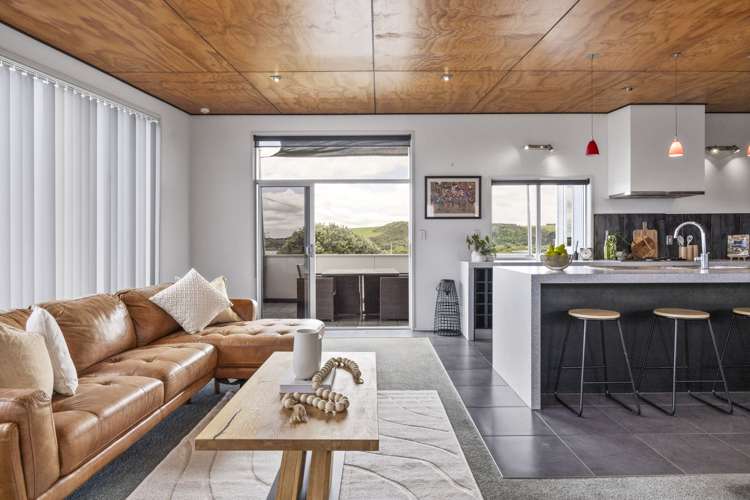 8A Hira Street Ohawe_22