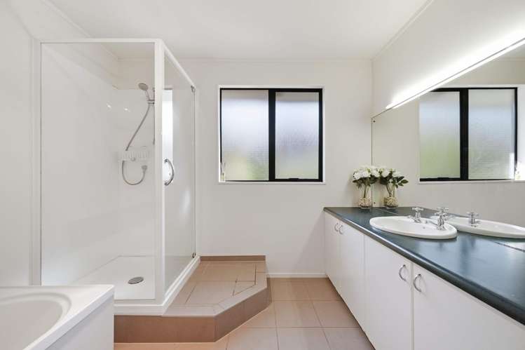 2/18 Stredwick Drive Torbay_18