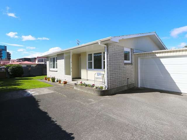 49b Laings Road Lower Hutt_1