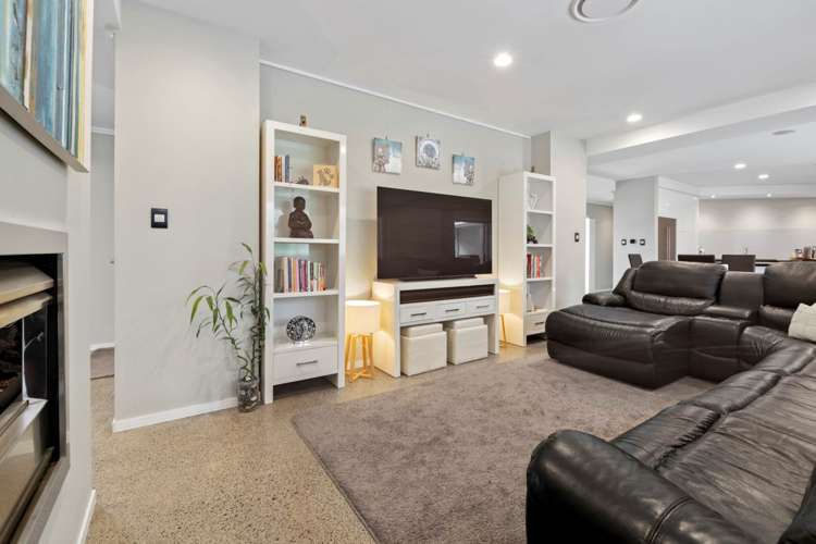 105 Whangaparaoa Road Red Beach_22