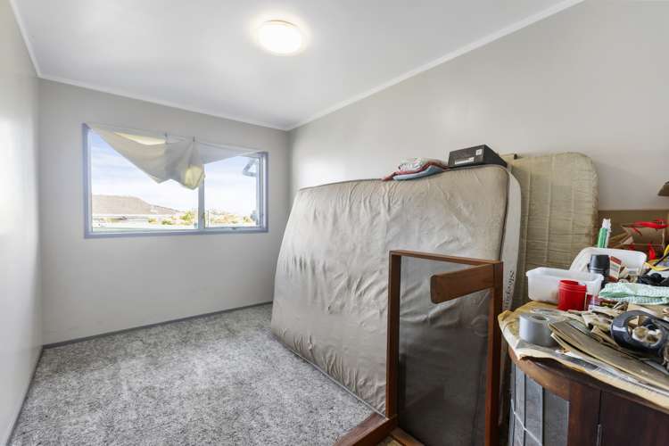 2/22 Bundena Place Clendon Park_6