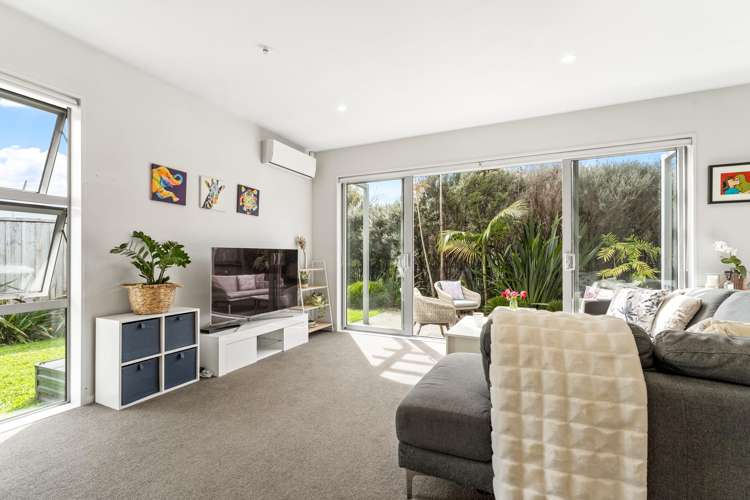 13 Fairwater Road Warkworth_11