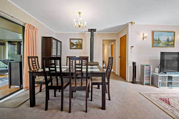 12 Nadine Place Mangere Bridge_12