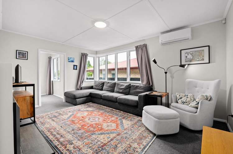 20 Pinfold Avenue Hamilton East_10