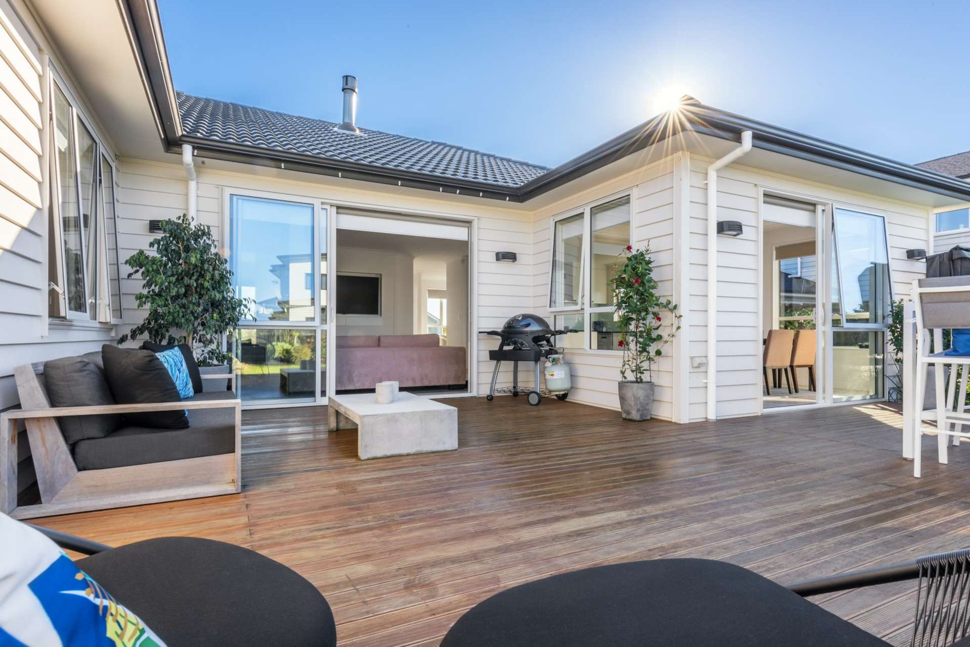 5 Defender Crescent Beachlands_0