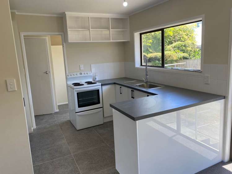 3/46 Myers Road Manurewa_4