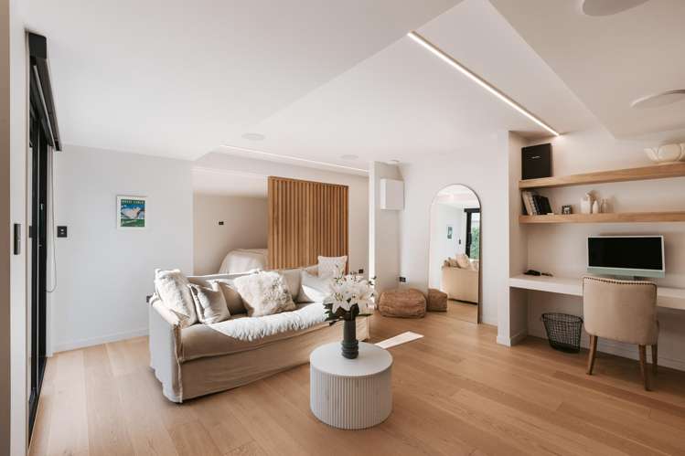 87 Marine Parade Mount Maunganui_36