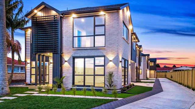 Brand new in Golden Circle of Papatoetoe