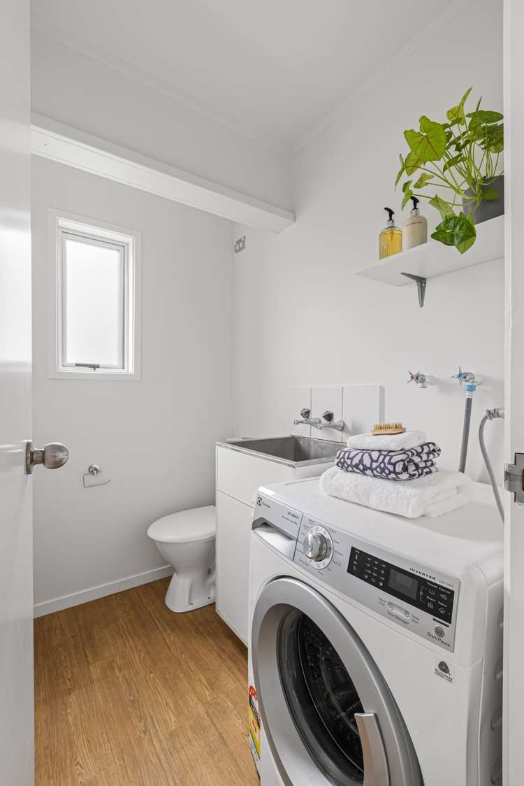 2/30a Glenvar Road Torbay_16