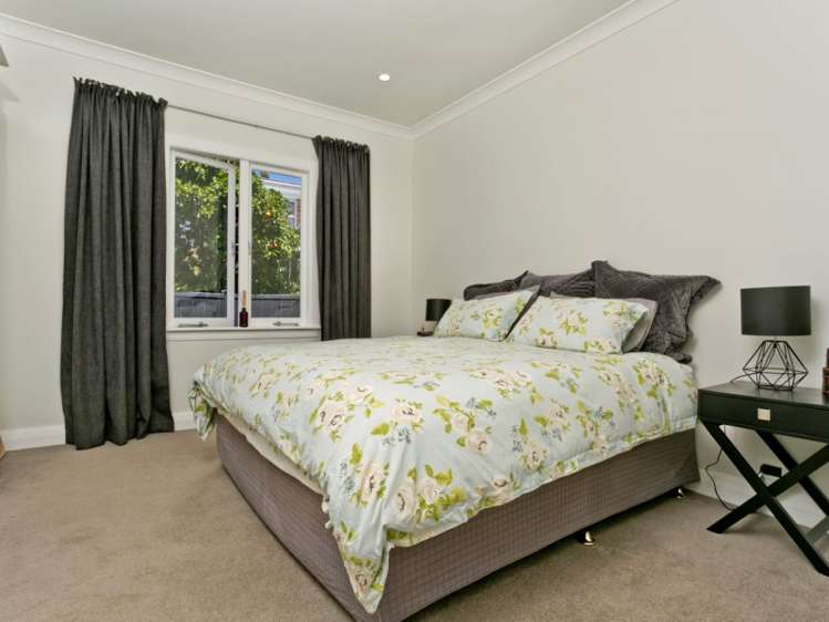 2/289 Lake Road Hauraki_10