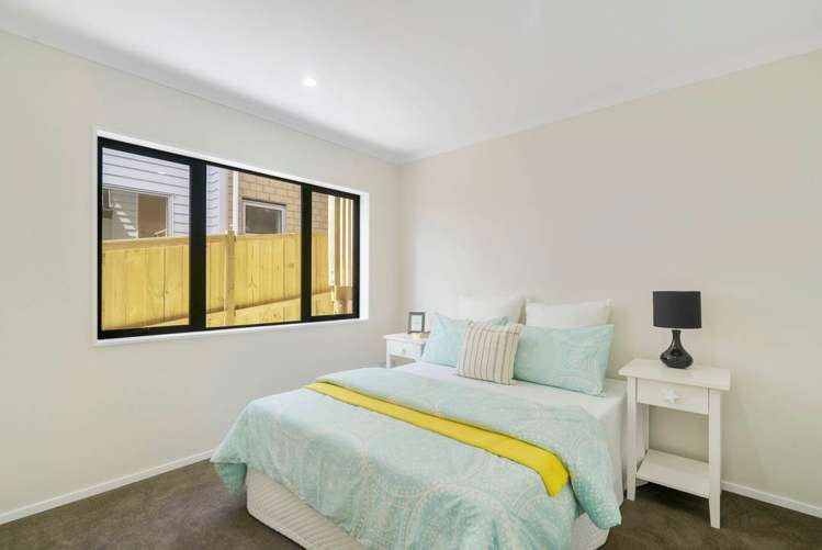 10 Drumnachonagher Road Flat Bush_14