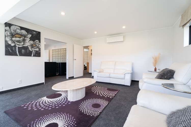 14 Ronald Woolf Place Churton Park_6