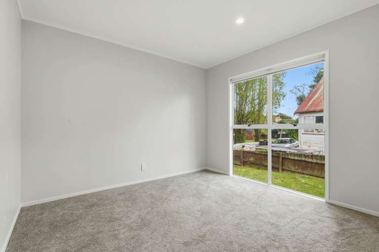49 Moncrieff Avenue Clendon Park_13