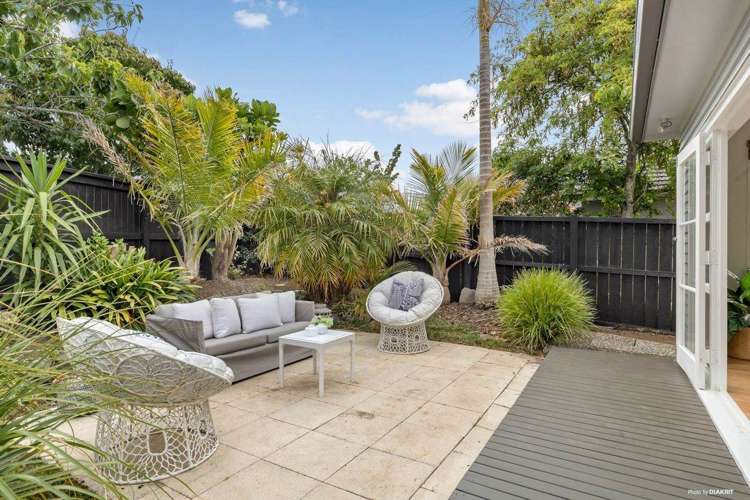 29 Harapaki Road Meadowbank_17