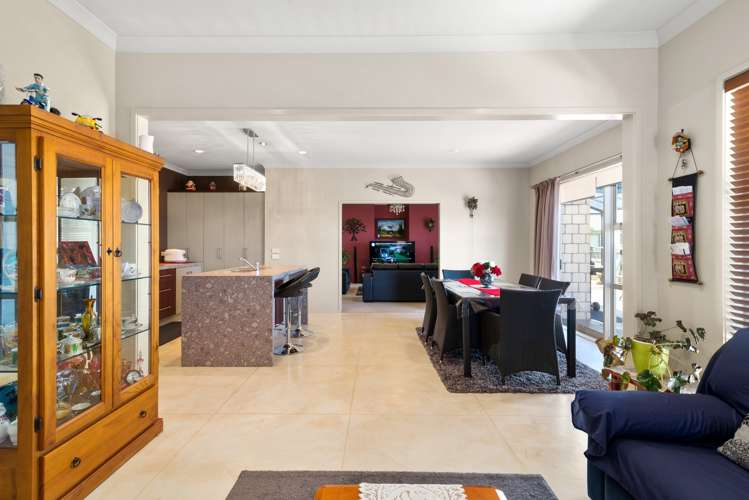 11 Great West Road Westbrook_5