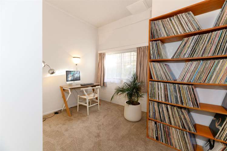 7 Nui Mana Place Te Atatu South_10