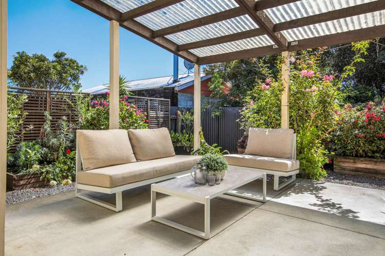 14A Brian Bary Street Redwoodtown_10