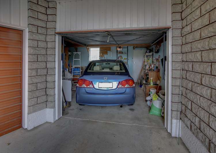 2/16 Cobham Crescent Stoke_18