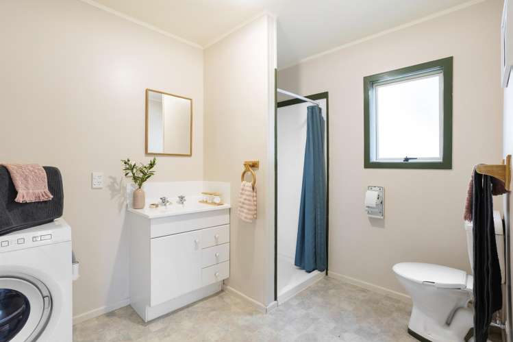 930 Harington Point Road Harington Point_18