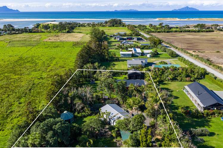 334 Cove Road Waipu_31