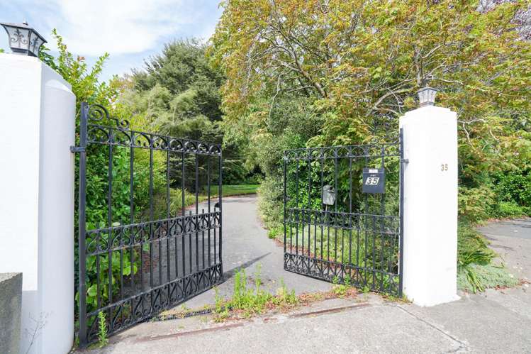 35 Wellesley Avenue_0