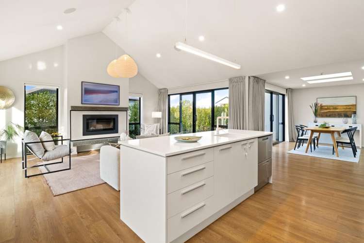 5 Goddard Way_1