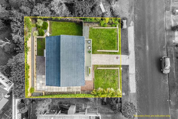 2/6 Oruamo Place Beach Haven_16