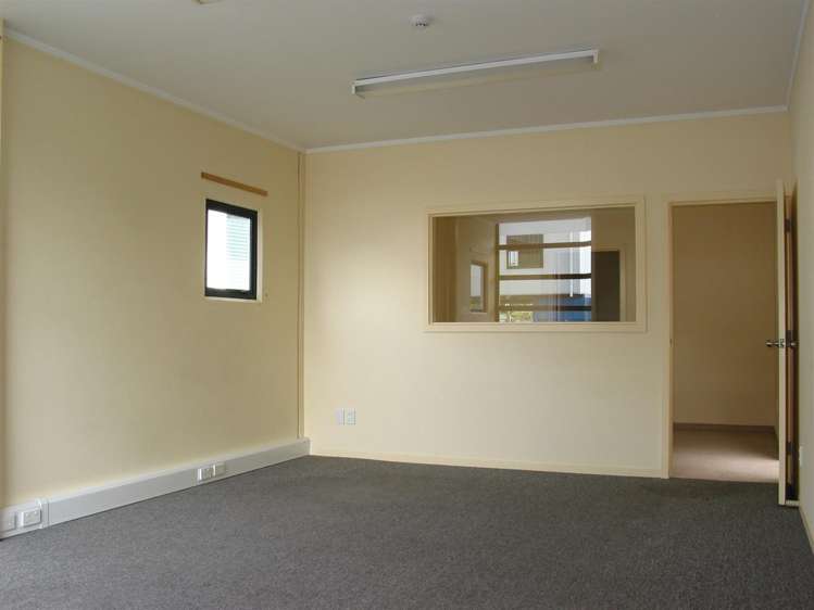 Unti 2, 98 Main Road Tawa_12