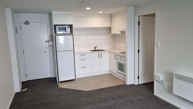 2 Whitaker Place 10015_1