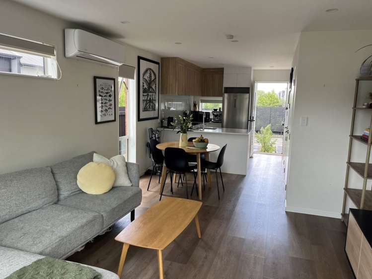 325 Glengarry Road Glen Eden_3