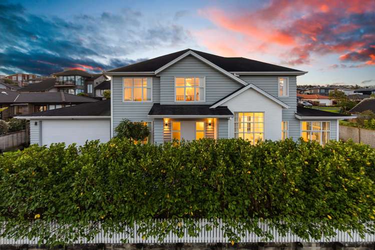 52 Chesterfield Way Orewa_0